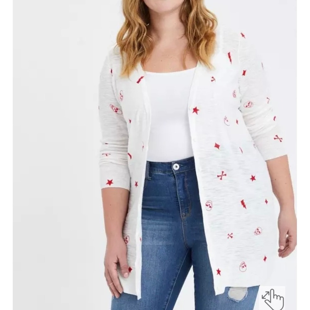 Torrid Button Front Cardigan Sweater White Red Skull Crossbones Womens Plus 4 4X - Picture 3 of 11